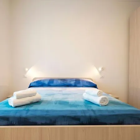 Mare Fuori, Sul Lungomare Con Tre Da Letto E Due Bagni! * Riva Trigoso