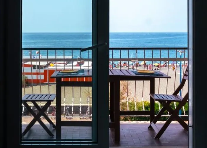 Mare Fuori, Sul Lungomare Con Tre Da Letto E Due Bagni! Riva Trigoso